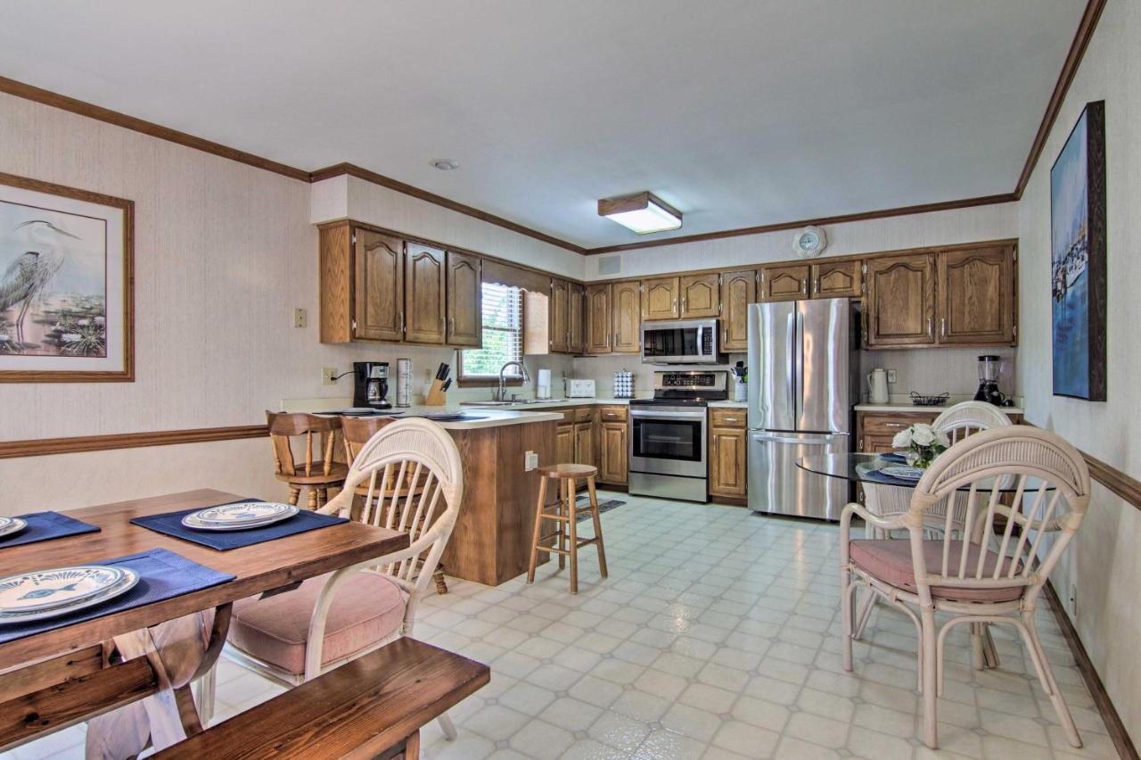 Canal-Front Ocean City Getaway With Deck And Dock! Ocean Pines Εξωτερικό φωτογραφία